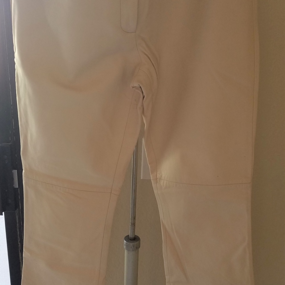 Cach'e - Picture 3 of 6